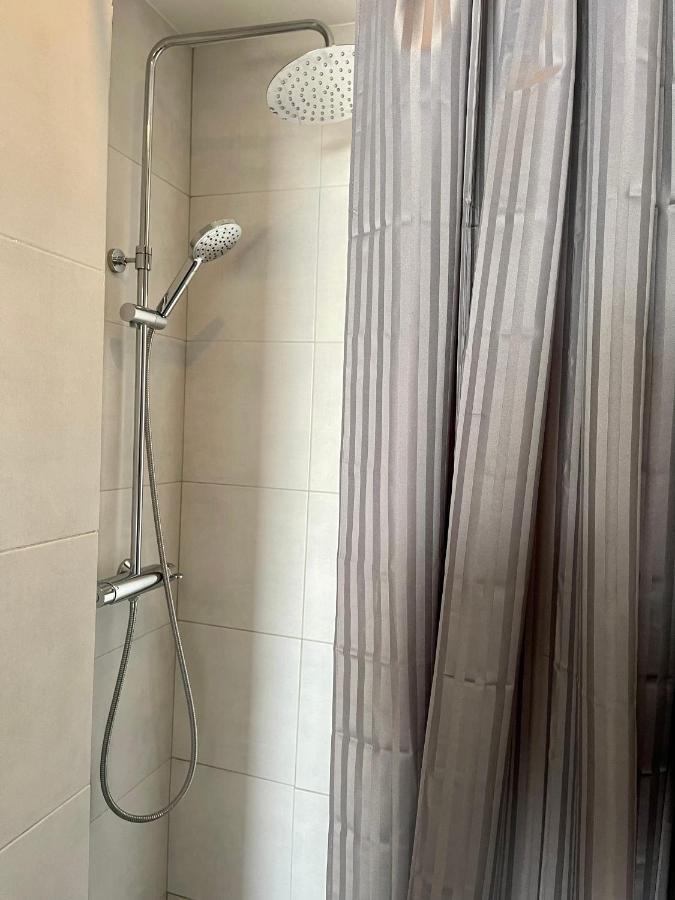 Panoramic View And Free Parking Apartment *