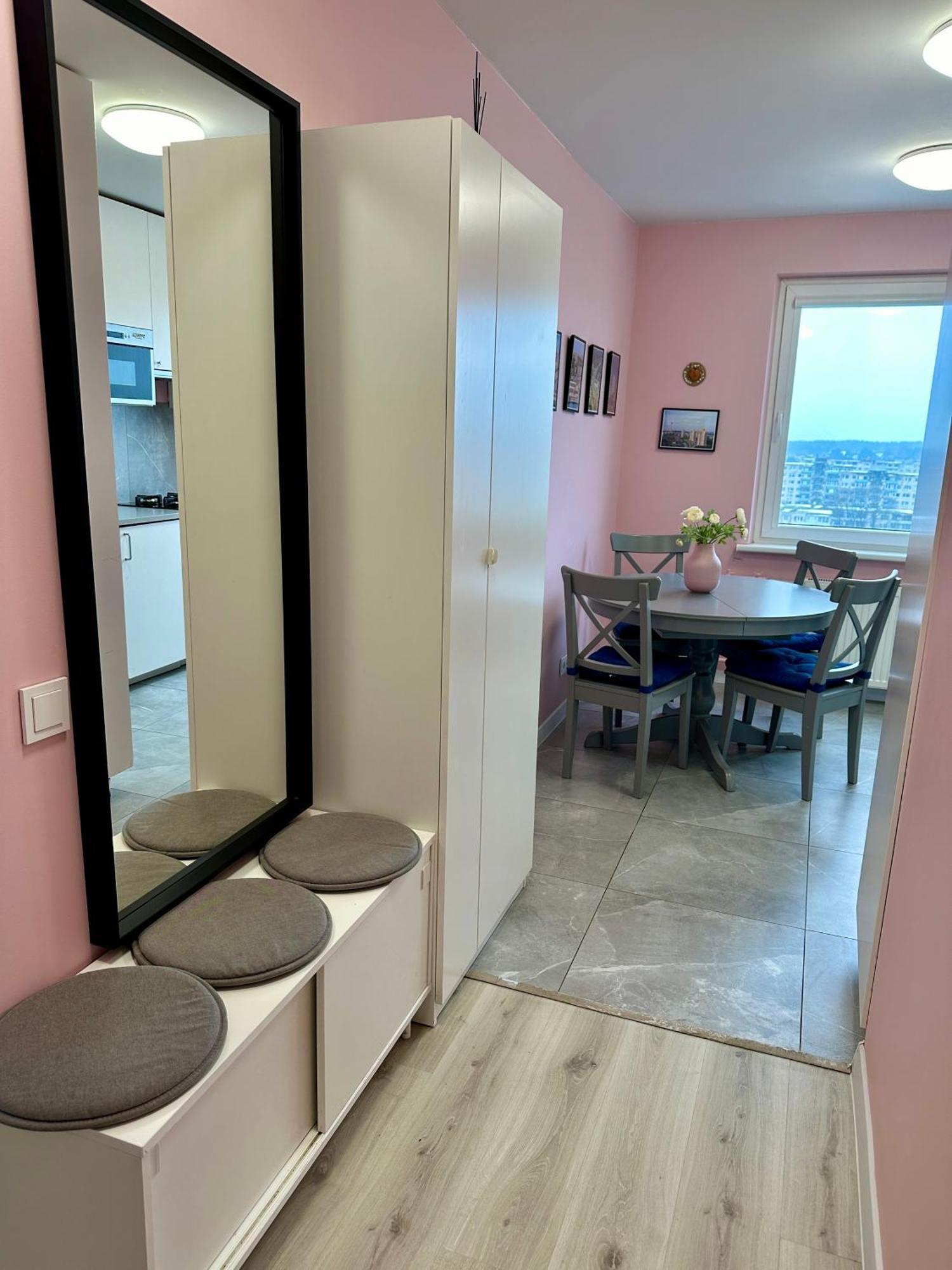 Panoramic View And Free Parking Apartment Wilna